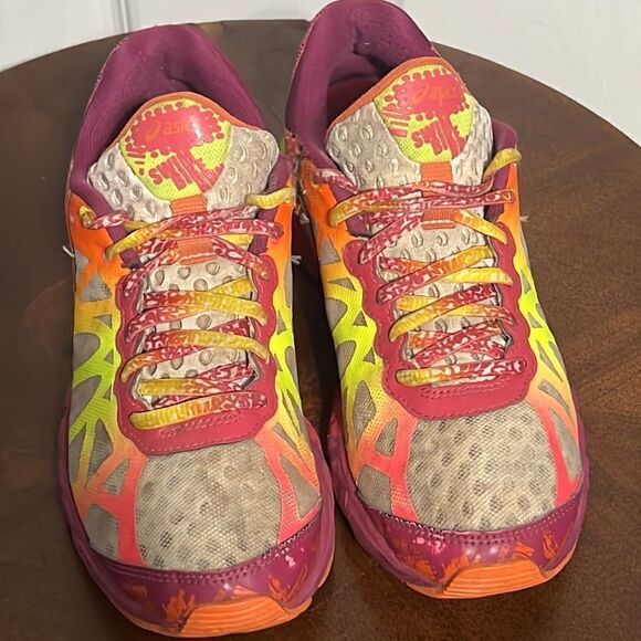 🔥🔥 ASICS GEL-NOOSA TRI 9 Running Shoes - Women Sz 7 - GOOD Used Condition - Picture 4 of 14